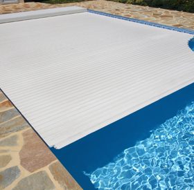 Les couvertures de piscine - Aquazur Services